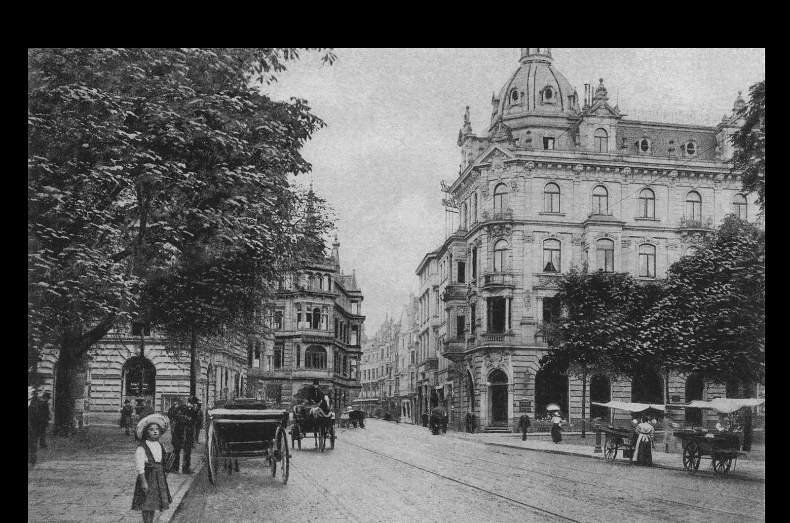 Blick in die Soegestrasse - Ueberblende-sw