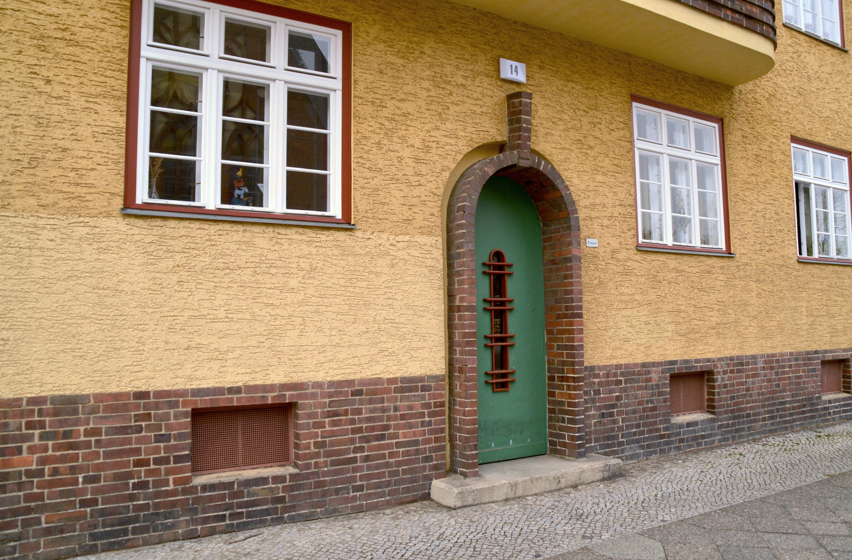Oberschoeneweide, Hauseingang