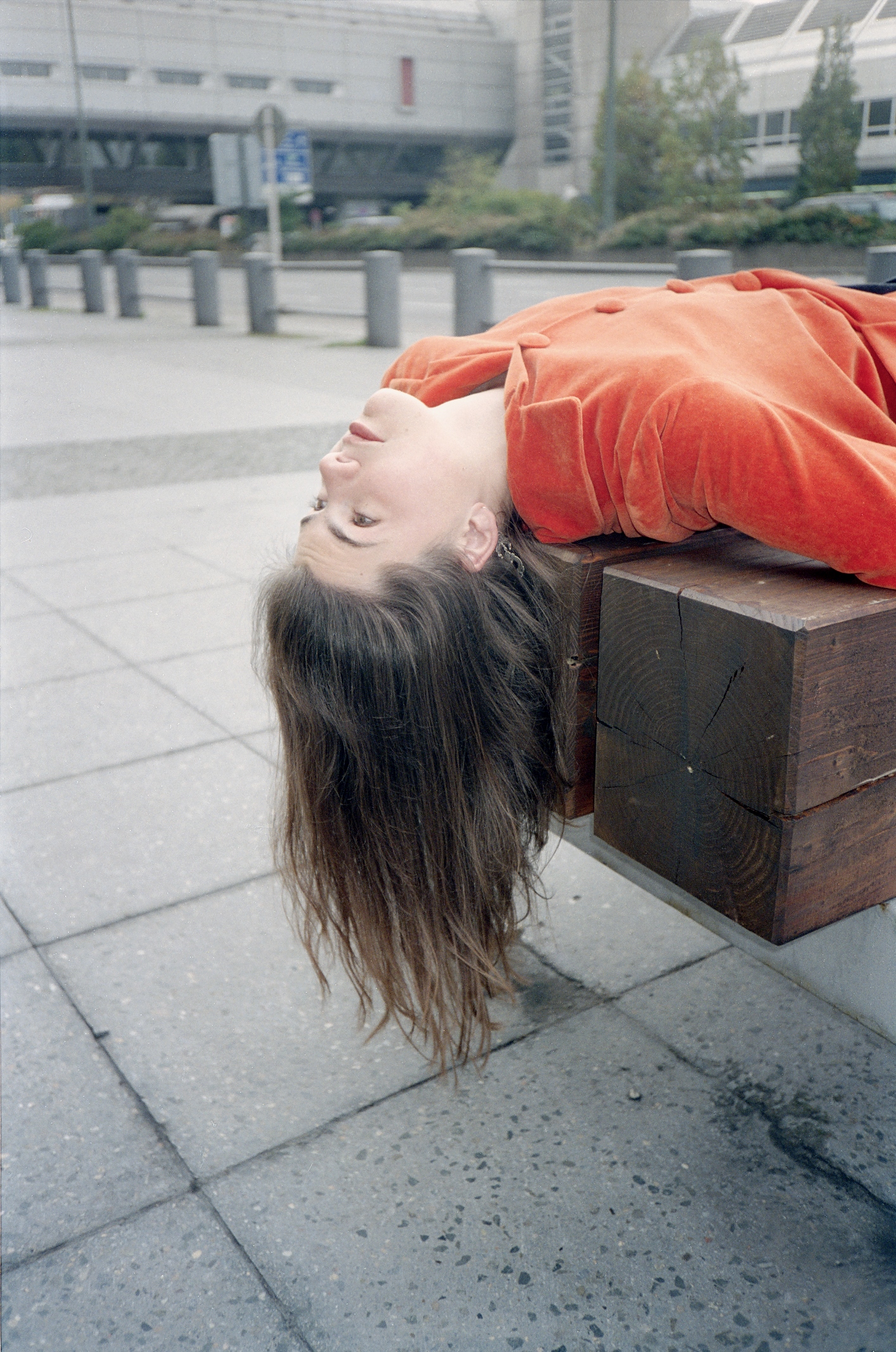 Auf-Bank-am-Messedamm-Ueberblendbild-normal