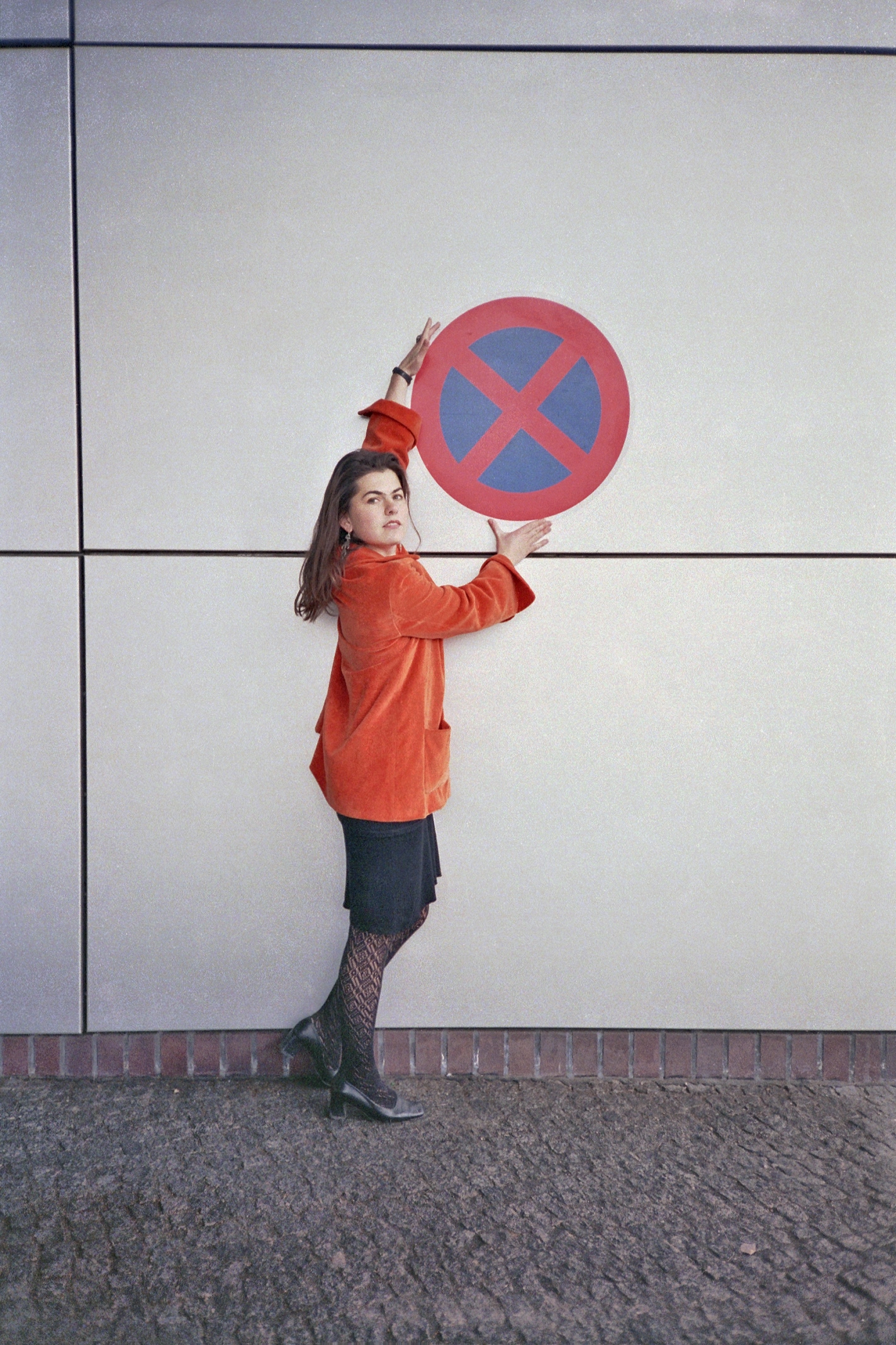 ICC-Messedamm--Haupteingangstueren