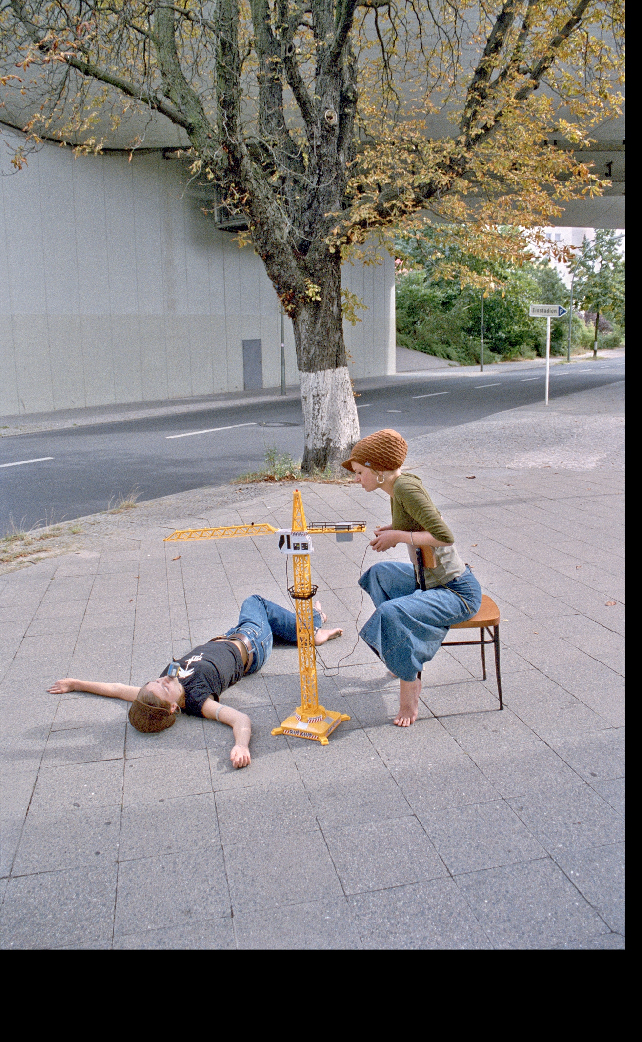 Hoher Bogen, Rudulstaedter Strasse, Giant Crane