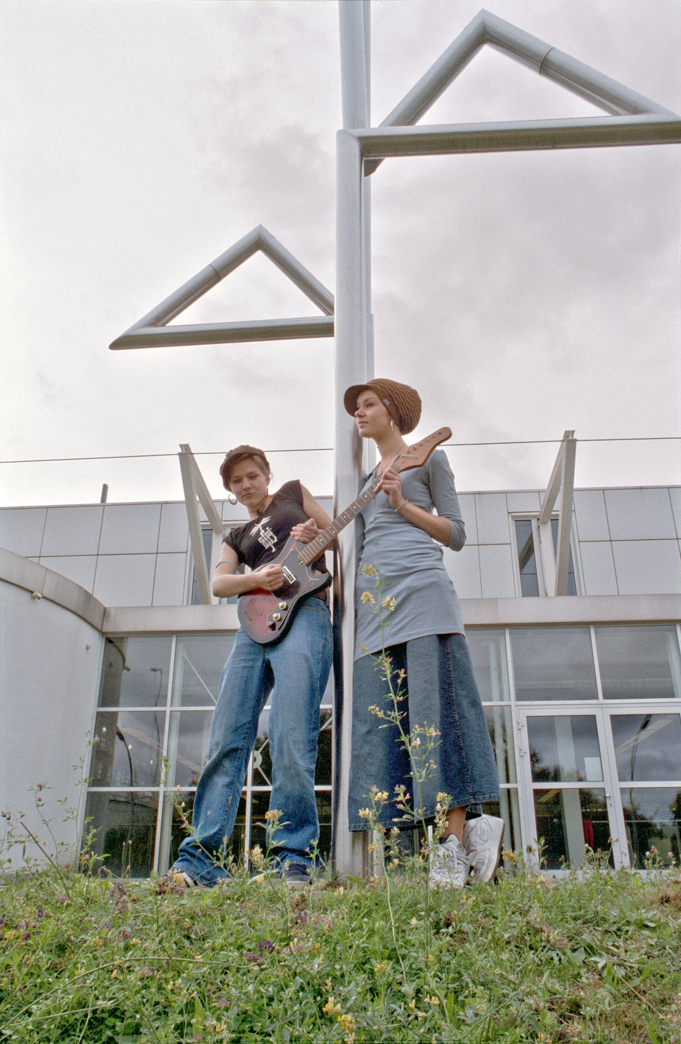 Gretel-Bergmann-Sporthalle, Rudolstdter Strasse, beim Hohen Bogen