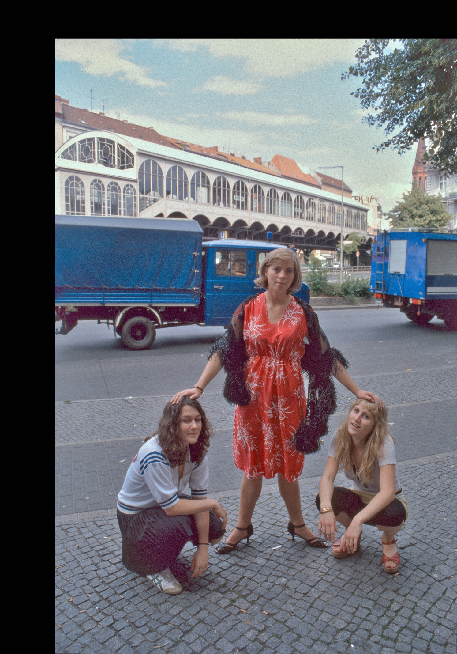 Goerlitzer-Bahnhof-THW-LKW-Ueberblendbild-A