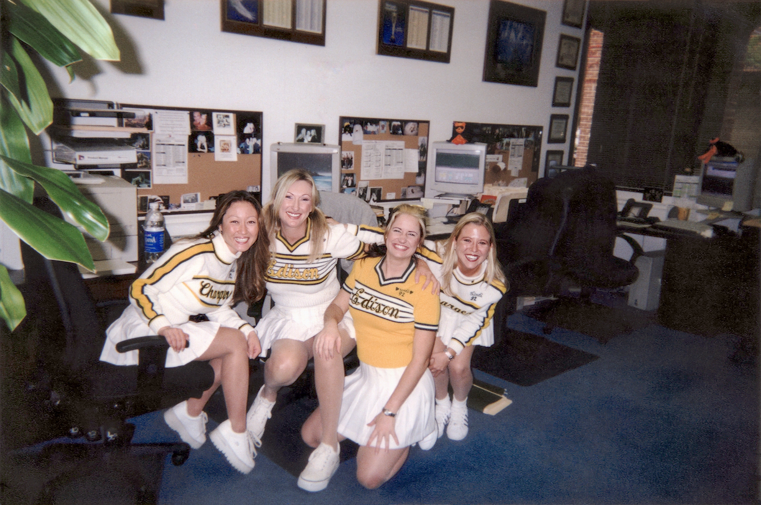 Cheerleader, Vier im Buero