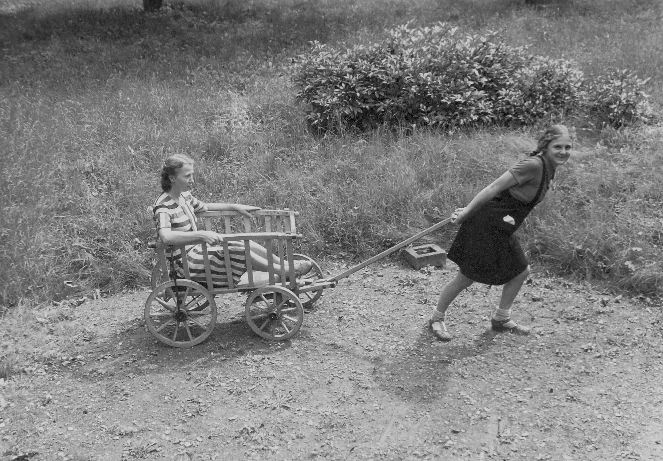 Bollerwagenziehen nach rechts